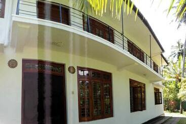 ホテル La Sachara Holiday Bungalow