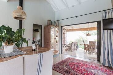 ペンション Veranda House