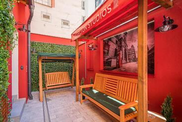 شقة فندقية Revelton Studios Karlovy Vary