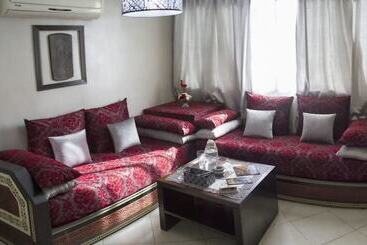 شقة فندقية Apparts Hôtel Isni