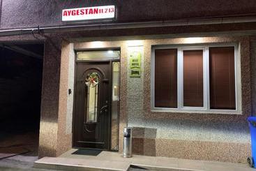 호스텔 Best Aygestan