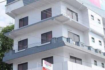 فندق Riva Residency