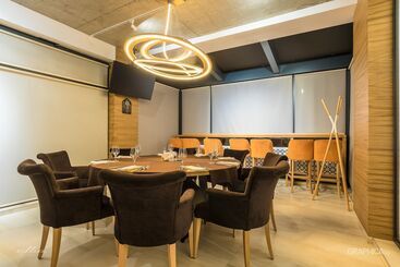 103 Degrees Hotel & Spa