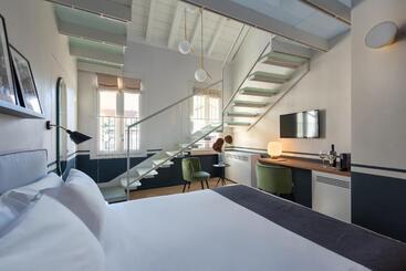 客栈  Velvet Grey Boutique