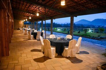 هتل Classic Lodge