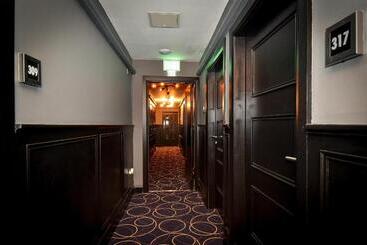 هتل The Lane Boutique Residence