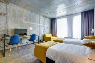 هتل Arche Geologiczna