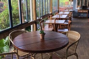 ホテル Pousada Alto Da Floresta Noronha By Alto Da Ilha