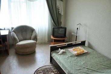 هتل Gostinitsa Turist