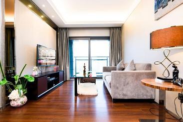 Lv Jia Apartment