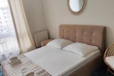 Sleepy3city Apartments Batorego 9