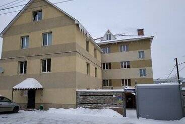 בית מלון כפרי Lira