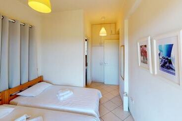 דירות לתיירים Evanthia