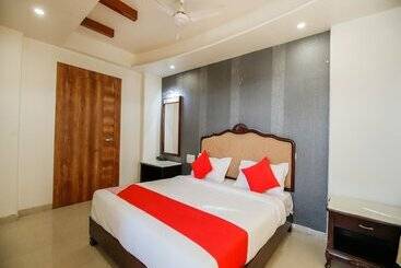 Hotel Metro By Oyo Rooms