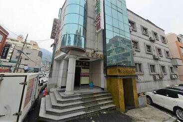 Myeongdong Motel