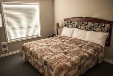 Tr  And Suites