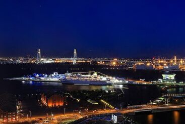 Apa Hotel & Resort Yokohama Bay Tower