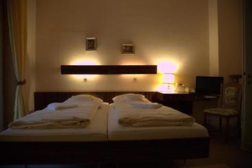 Отель Haus Mecklenburg