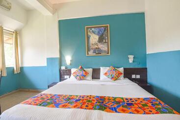 Отель Fabexpress Paradise Inn Panaji
