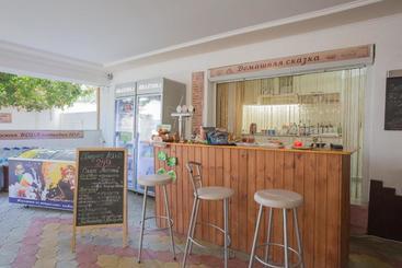هتل Guesthouse Valensiya