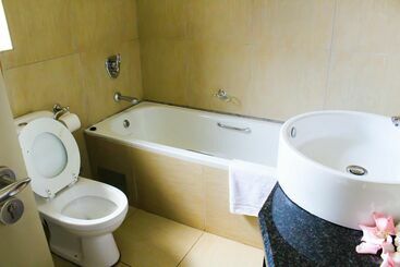 בית מלון כפרי Zororo Lodge