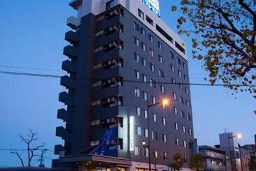 New Station Hotel Premiere