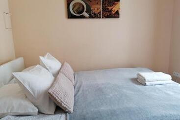 Notabene Wola Apartment