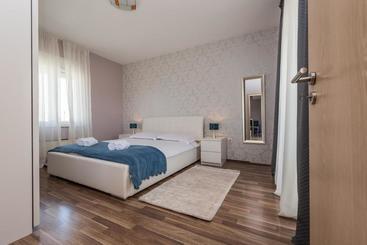 Design Apartments Dijan