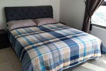 דירות לתיירים Raffles Suites Homestay