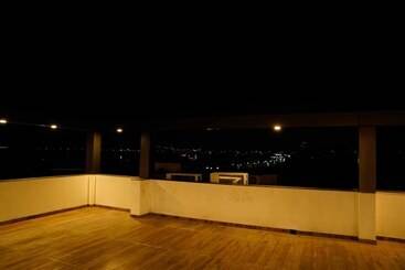 בית מלון כפרי The Amer Valley