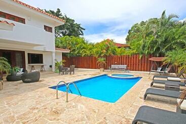 דירות לתיירים Villa Flamboyan By Casa De Campo Resort & Villas