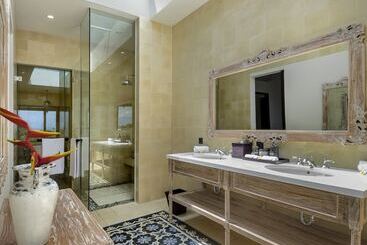 فندق Villa M Bali Umalas