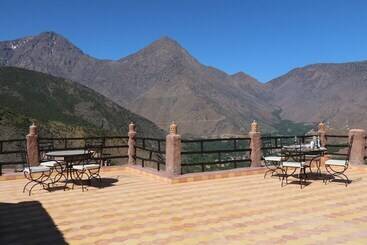 پانسیون Dar Atlas Charme