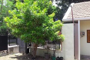 ツーリストアパートメント Roo Neeroga