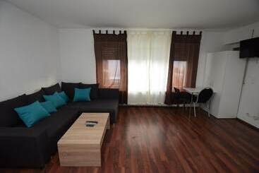 דירות לתיירים Ab Apartments   Apartments Johann Sebastian Bach Strasse