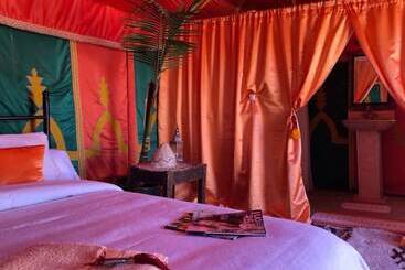 هتل Luxury Maktoub