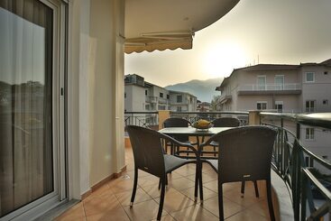 ツーリストアパートメント Irida Apartments