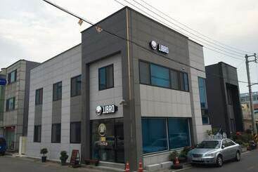 Jjbro Hostel Guest House