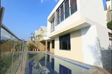 ツーリストアパートメント Skywater Villas And Lifestyle