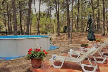 Aroeira Golf And Beach Cottage By Host Point