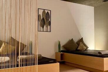 מלון דירות Garni Hotel Mezdi