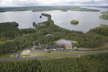 בית מלון כפרי Pajarinhovi