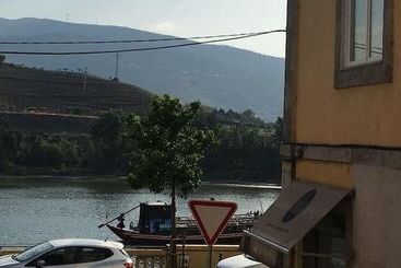 Пансион Alojamento Casa Do Rio