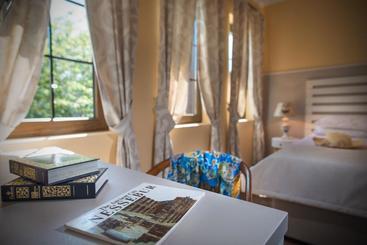 Отель Effect Boutique Villa Azzura   Adults Only