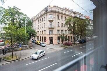 Жильё для туристов King's Street Apartments