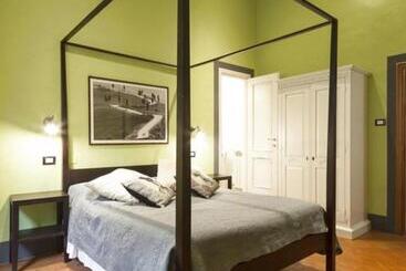 一軒屋 Affittacamere Del Corso