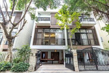 Жильё для туристов Amaze Party Villa Shenzhen