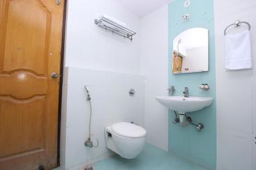 هتل K Comfort By Oyo Rooms