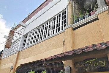 پانسیون Balai Tinay Guesthouse