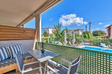 בית מלון כפרי Alegria Suites